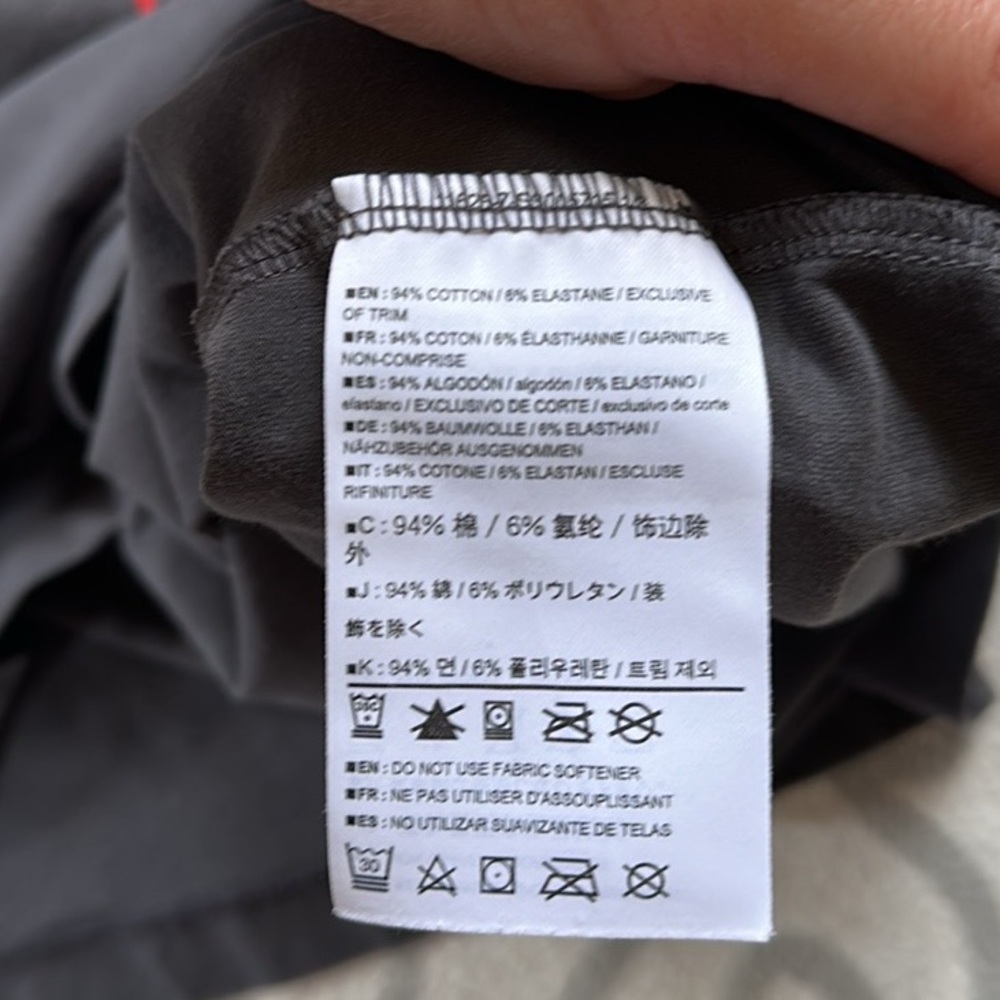 Arc’teryx Gray Grpahic Tee - Picture 4 of 4
